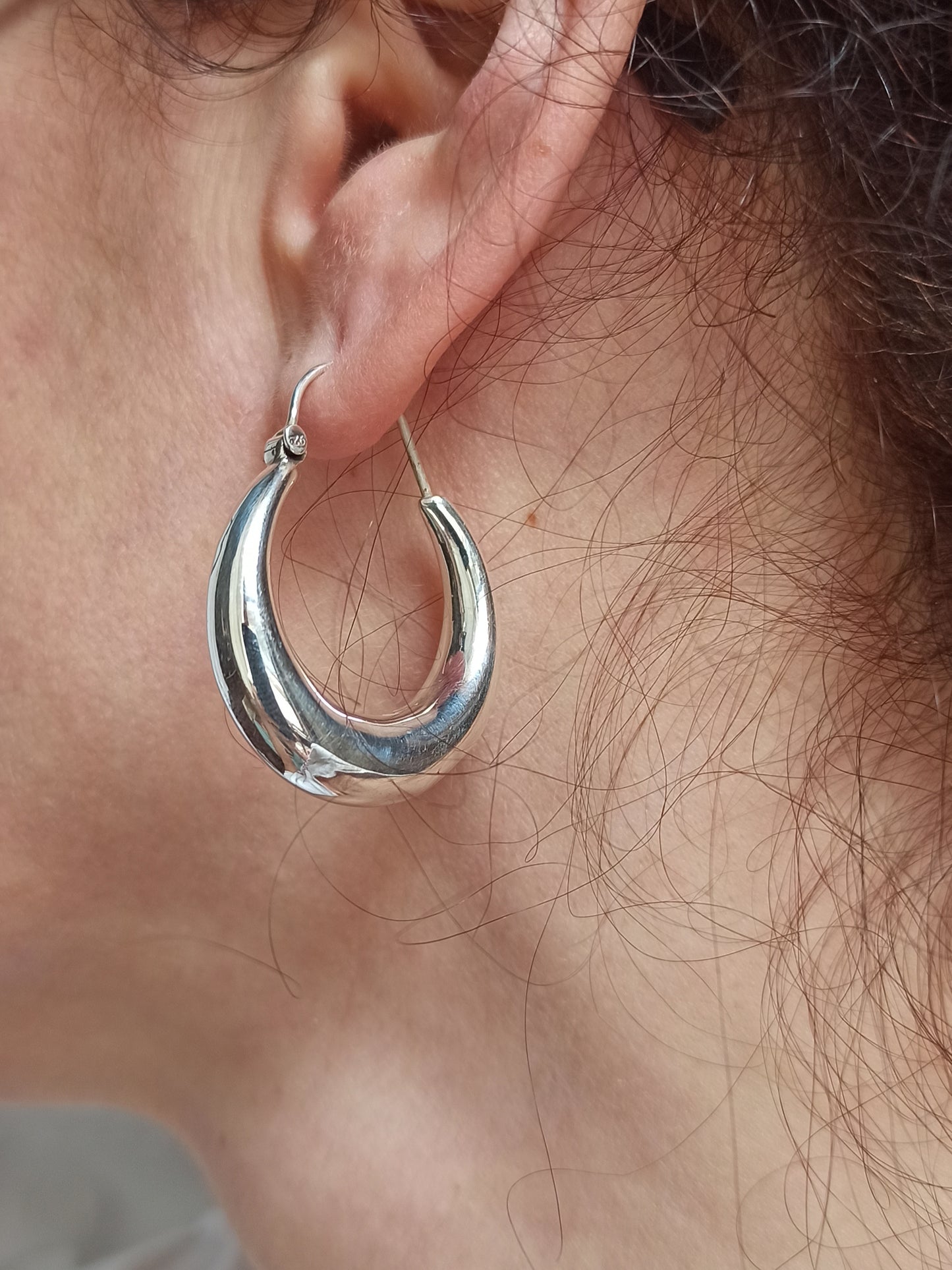 Large rounded earrings in 925 silver