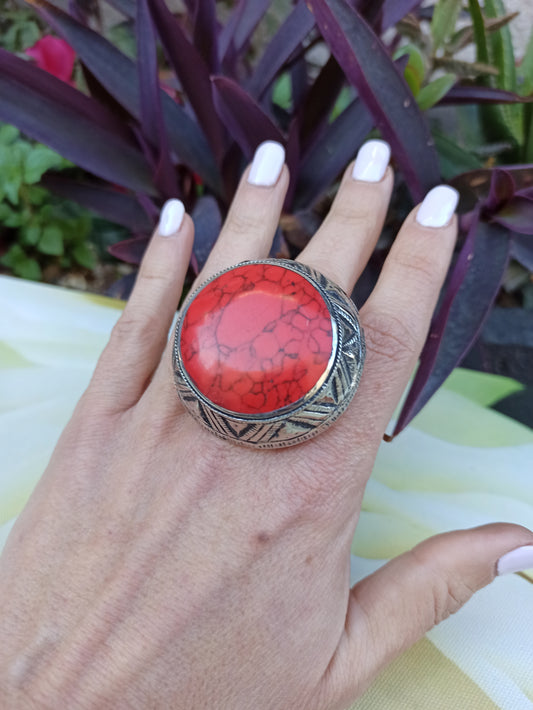 Antique vintage synthetic coral stone ring