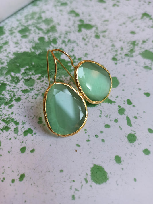 Light green drop stone earrings