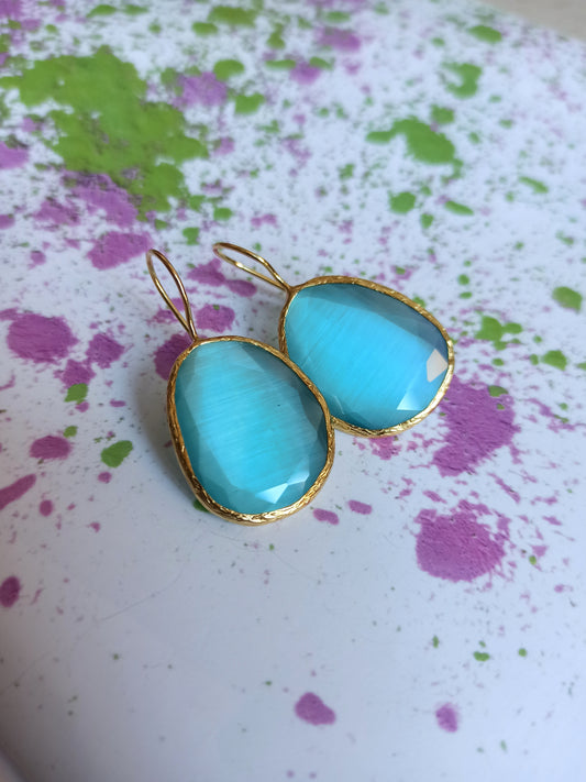 Orecchini pietra goccia celeste