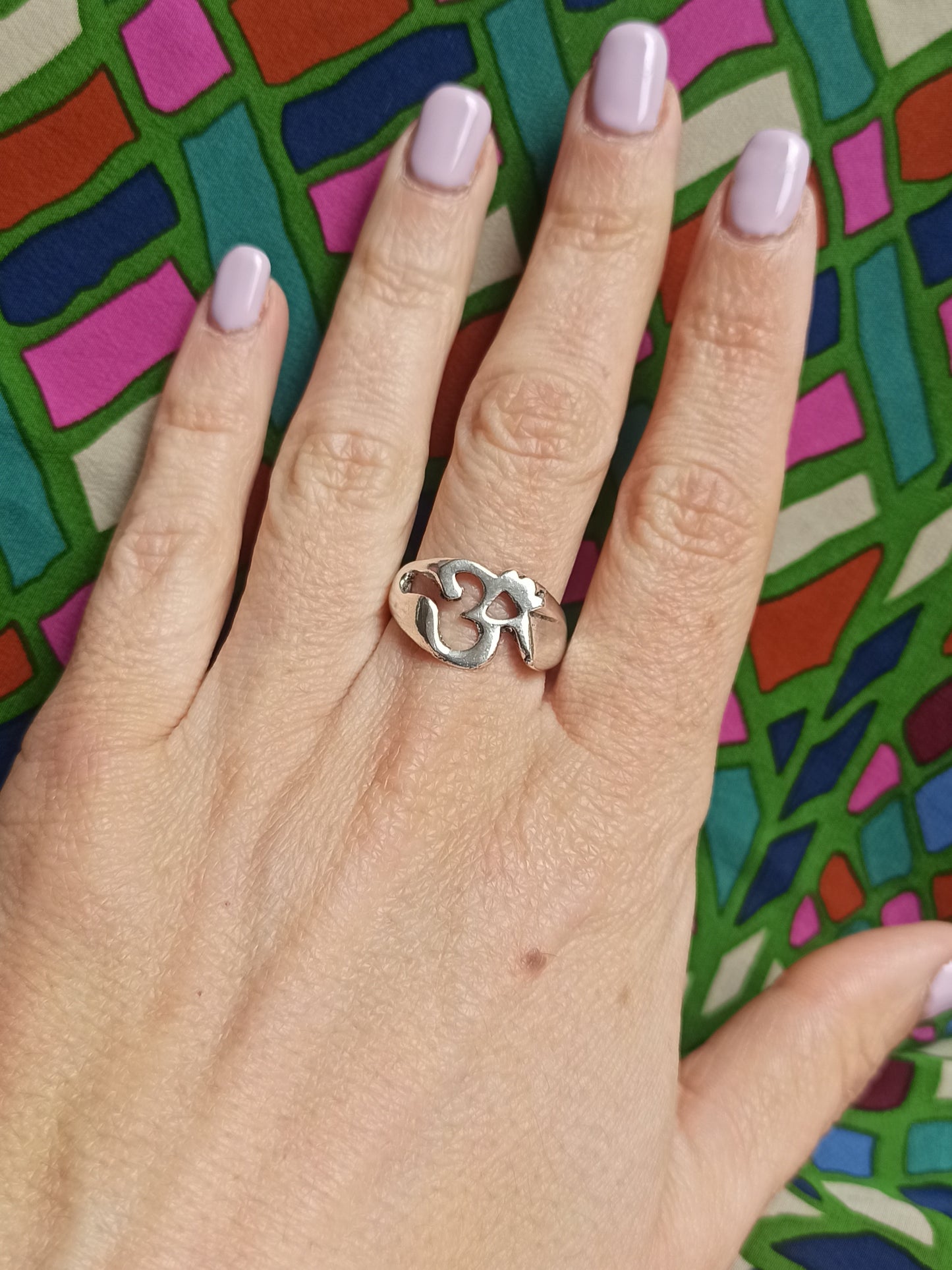 Boho silver ohm hom om ring