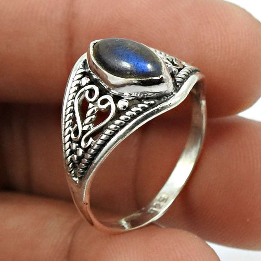 Oval labradorite band ring